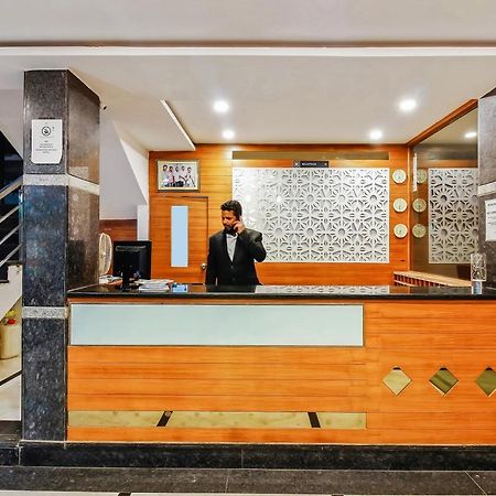 Oyo 29131 Hotel Mn Grand シャムシャバード エクステリア 写真