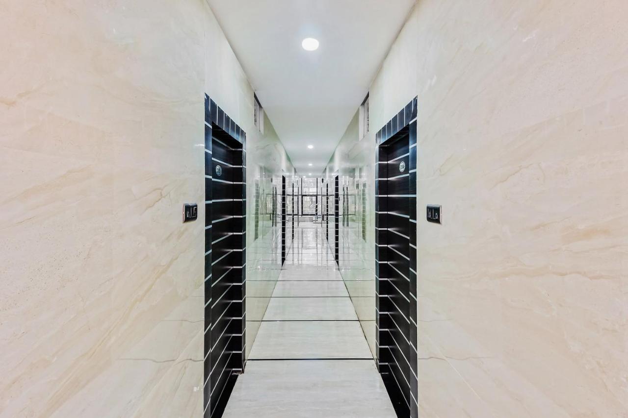 Oyo 29131 Hotel Mn Grand シャムシャバード エクステリア 写真