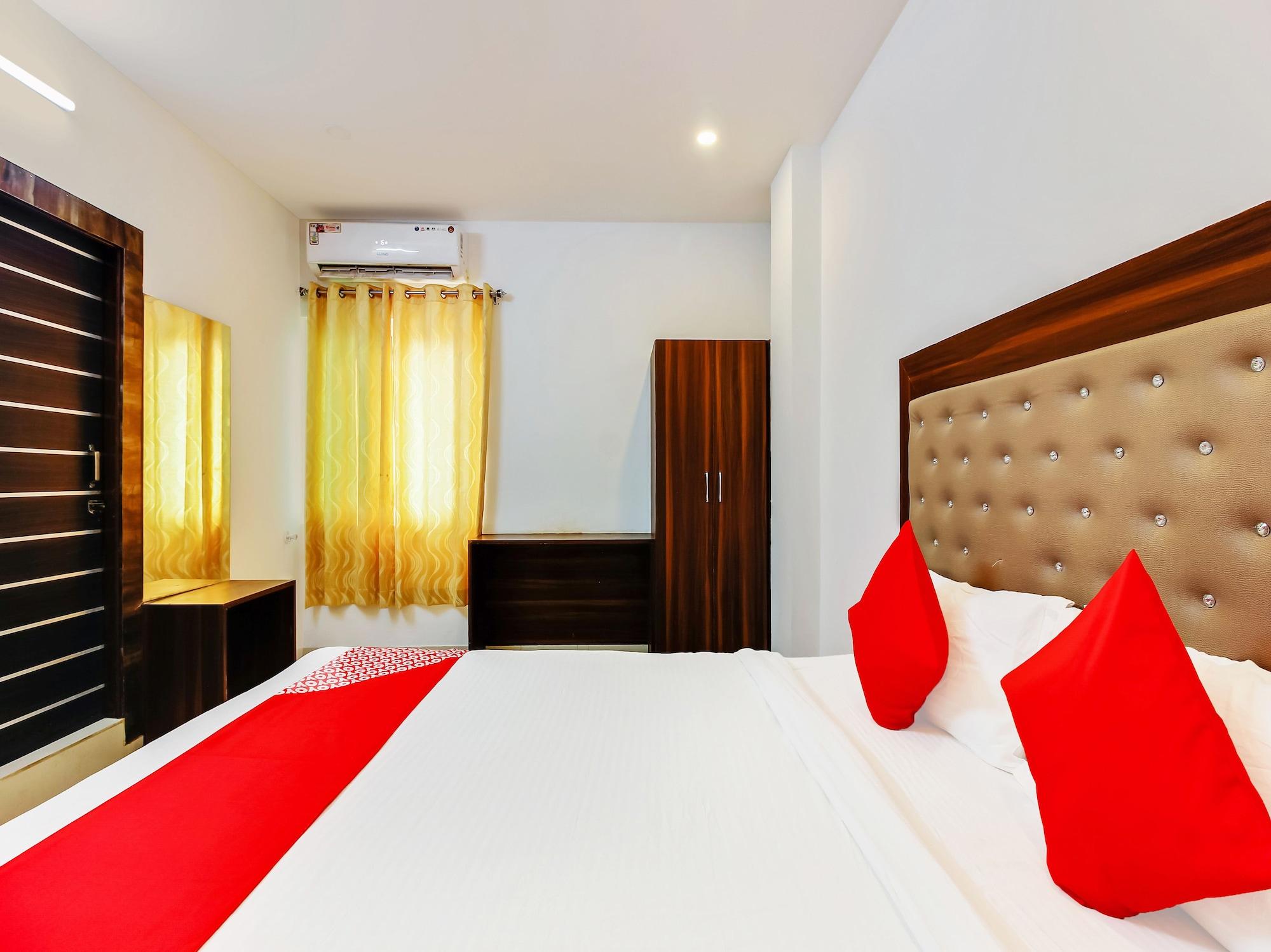 Oyo 29131 Hotel Mn Grand シャムシャバード エクステリア 写真